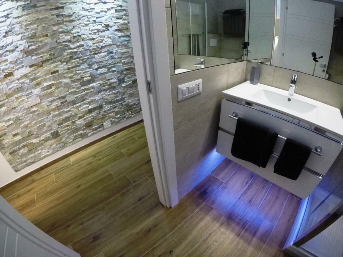 Apartment Poliziano Rome